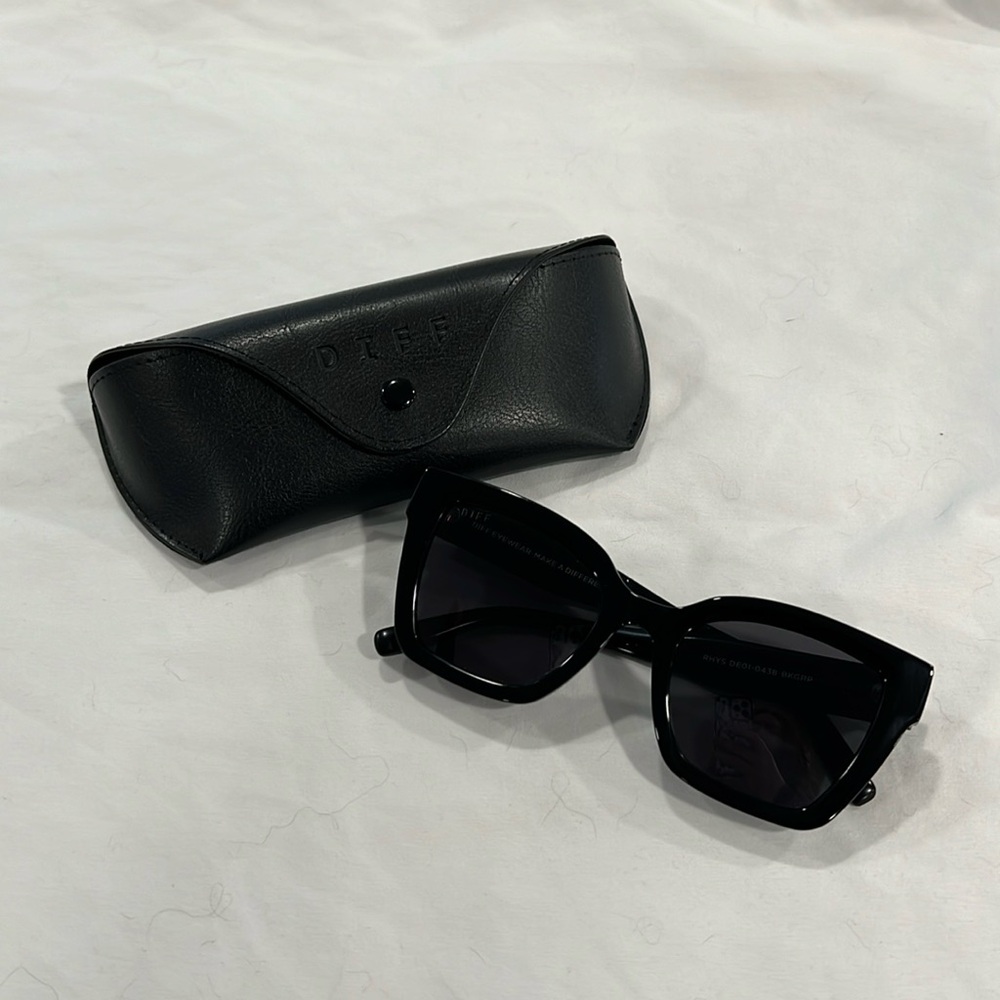 Diff Rhys Sunglasses